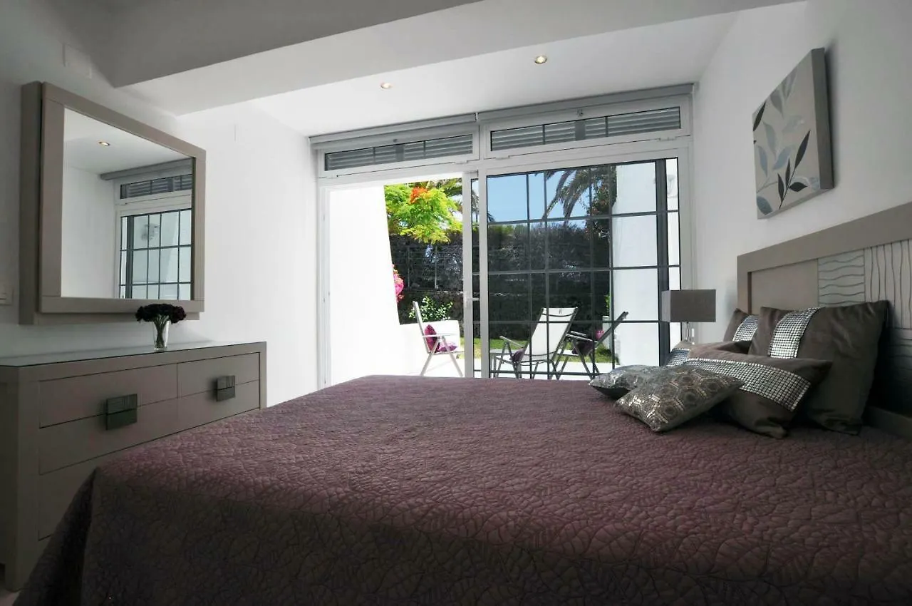 דירה אדחה Nice Townhouse On The 1St Line By Altamarhomes