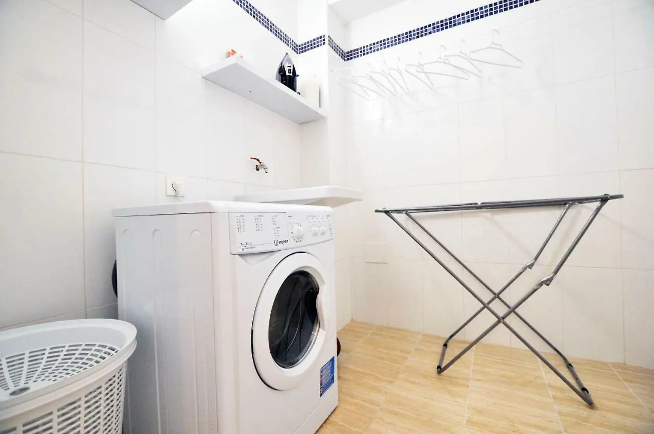 אדחה Nice Townhouse On The 1St Line By Altamarhomes ספרד