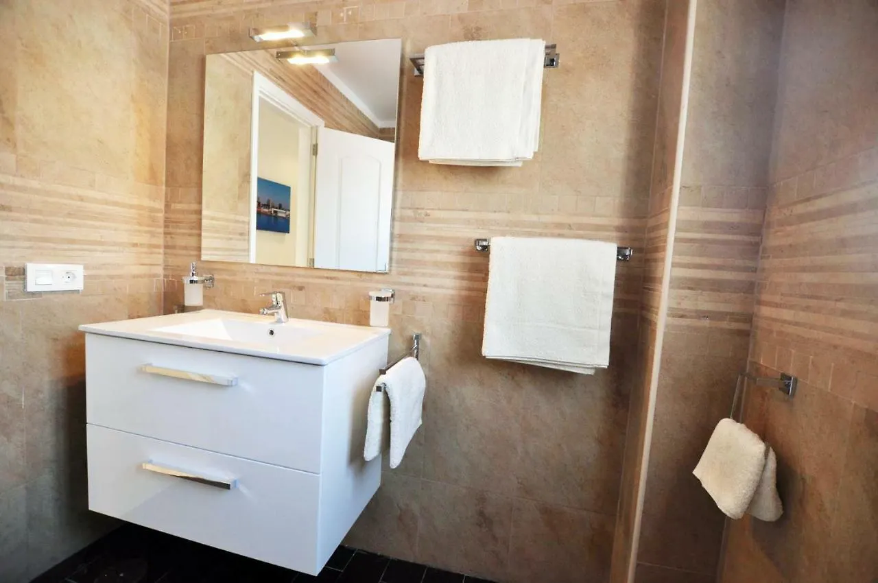 Nice Townhouse On The 1St Line By Altamarhomes Costa Adeje