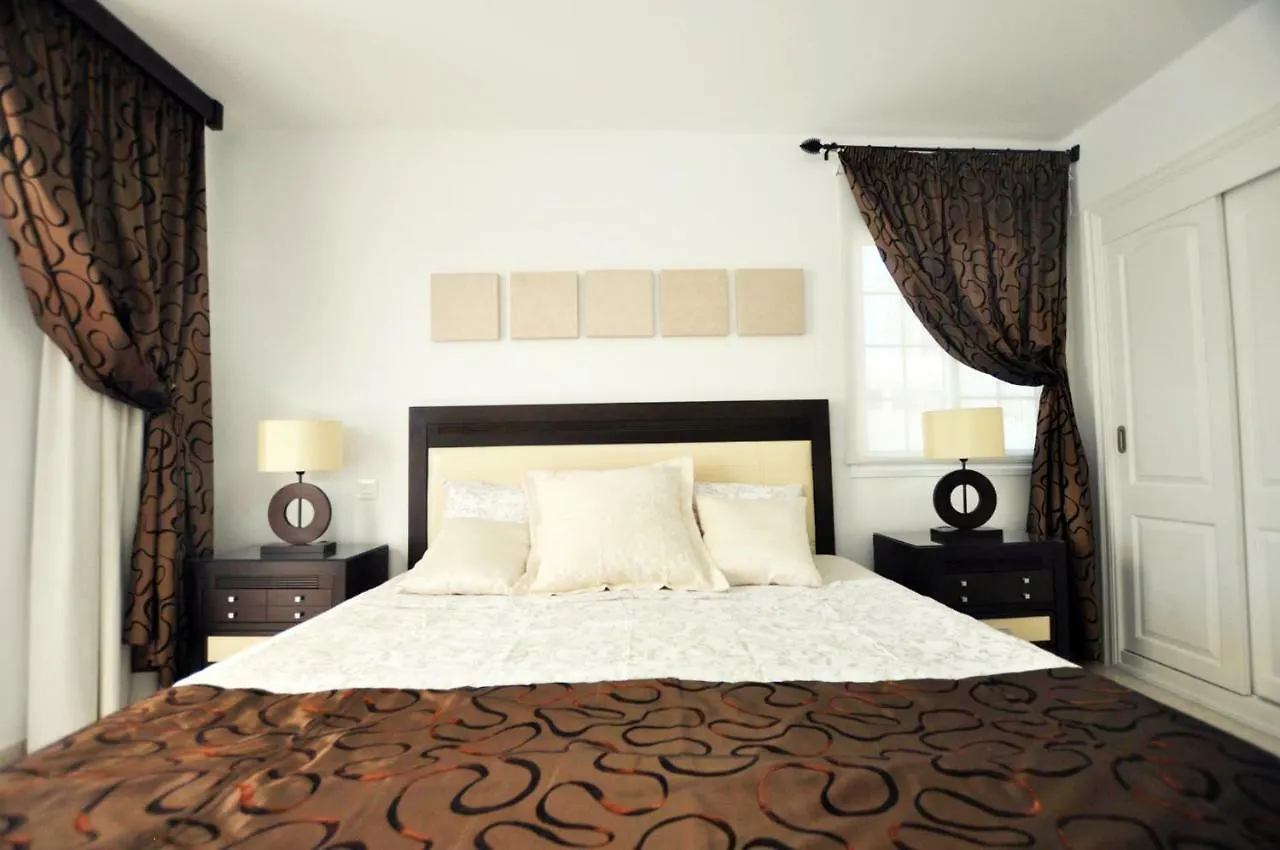 Nice Townhouse On The 1St Line By Altamarhomes Costa Adeje  Costa Adeje (Tenerife)